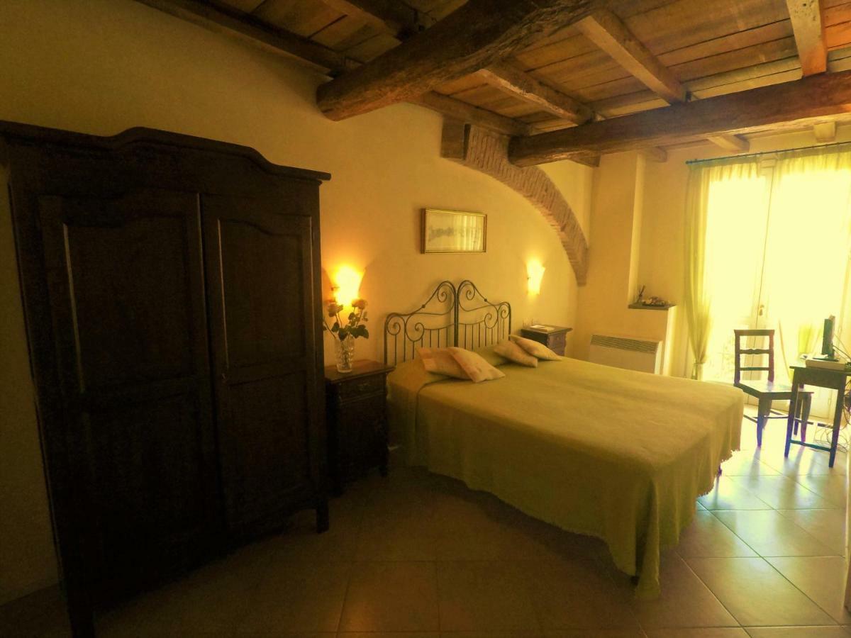 Agriturismo Fattoria Corte Roeli Malalbergo Exterior photo